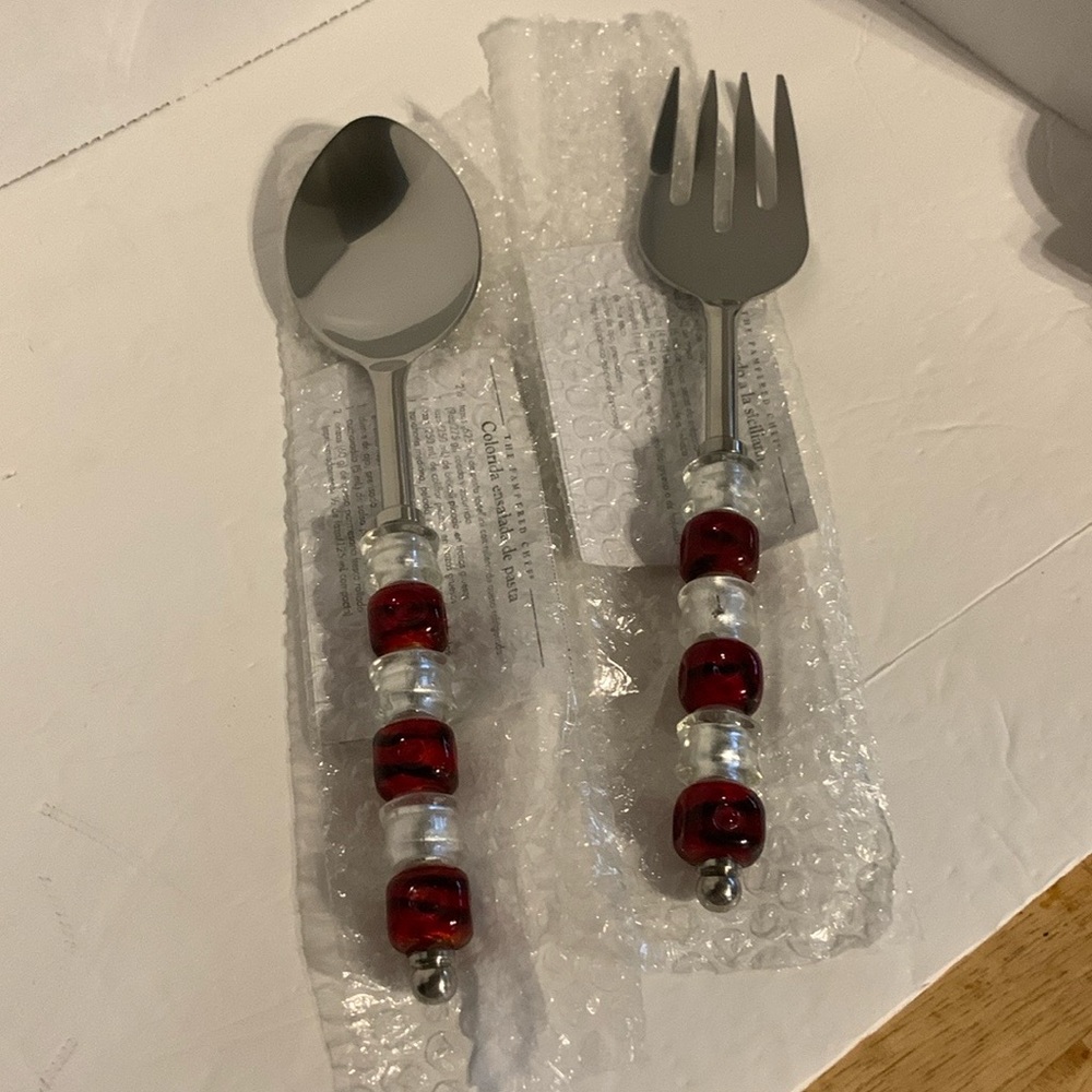 🌺NEW🌺PAMPERED CHEF, large serving fork and spoon with cranberry handles 🌺